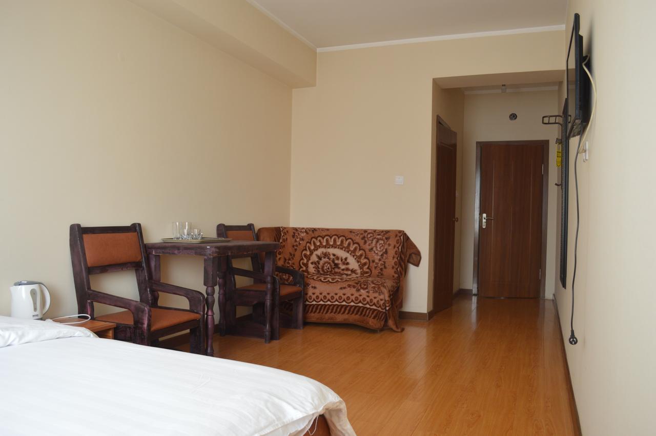 Land Hotel Ulan Bator Exterior foto